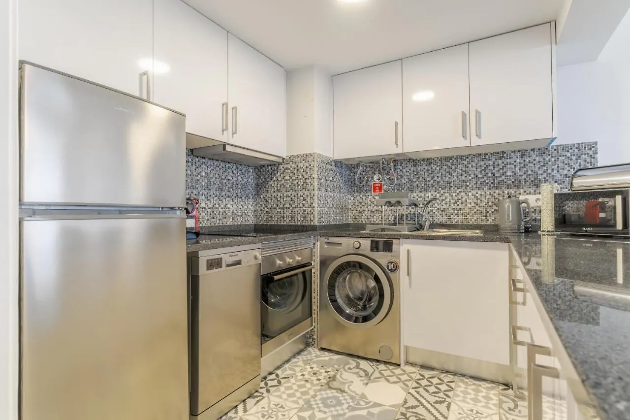 Top Floor Arriaga Apartment 804 Funchal